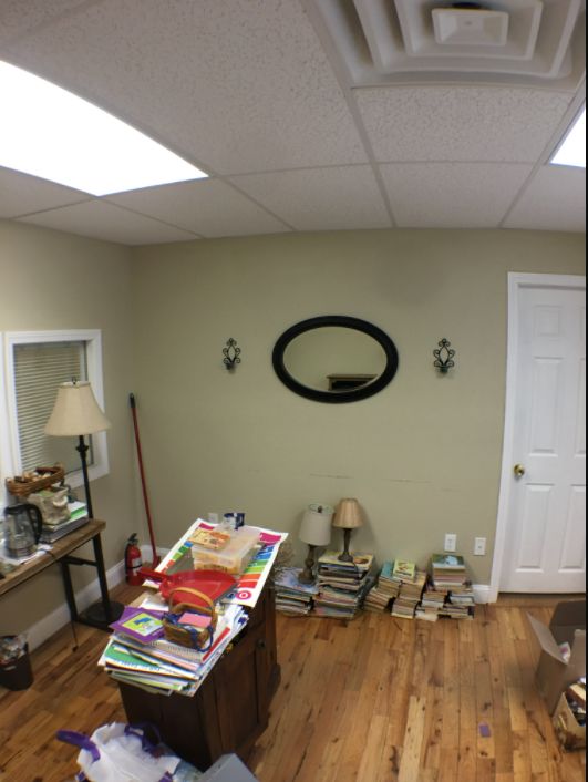 1802 Elm St, Manchester, NH 03104